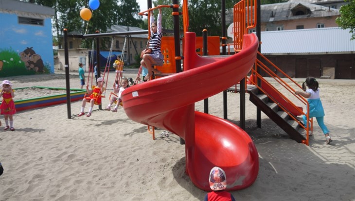 Прокуратура не дала построить в Томске паркинг вместо детской площадки