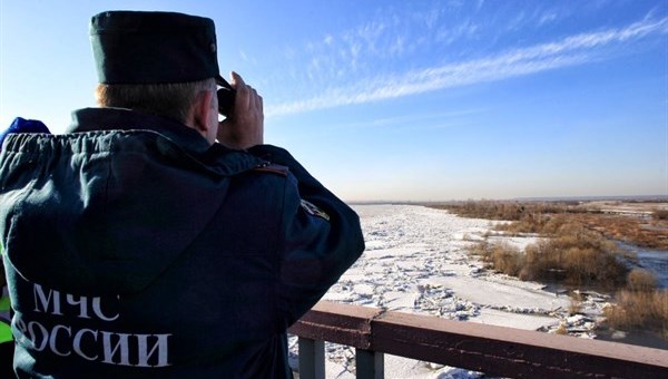 Мазур поручил усилить контроль за ледоходом в Томской области