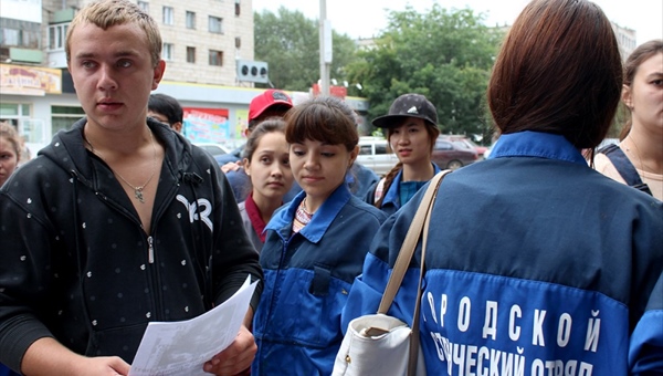 Около 200 человек ищут девочку в Томске, к поискам подключились казаки