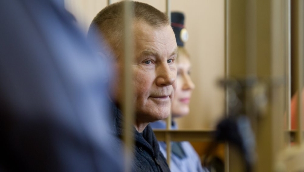 Гособвинение просит для экс-главы СХК 7 лет тюрьмы и штраф 120 млн руб