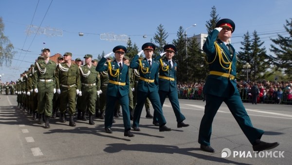 Военная техника может принять участие в Параде Победы в Томске в 2015г