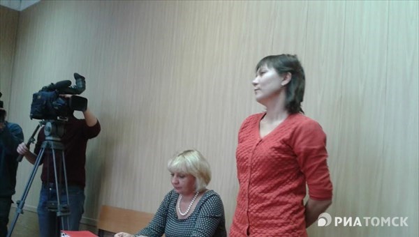 Педагог похищенной из детсада Томска девочки попросила прощения в суде