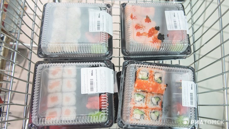 Штраф 500 тыс грозит доставке суши в Томске за оскорбительную рекламу