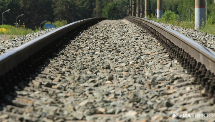 Поезд насмерть сбил шедшего вдоль путей в наушниках 21-летнего томича