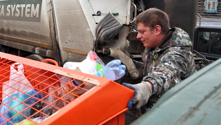 САХ обещает вывезти предновогодний мусор из Томска 31 декабря до 22.00