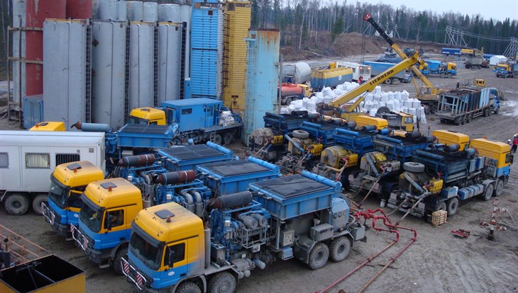 "Томскнефть" интенсифицирует добычу нефти на Чкаловском месторождении