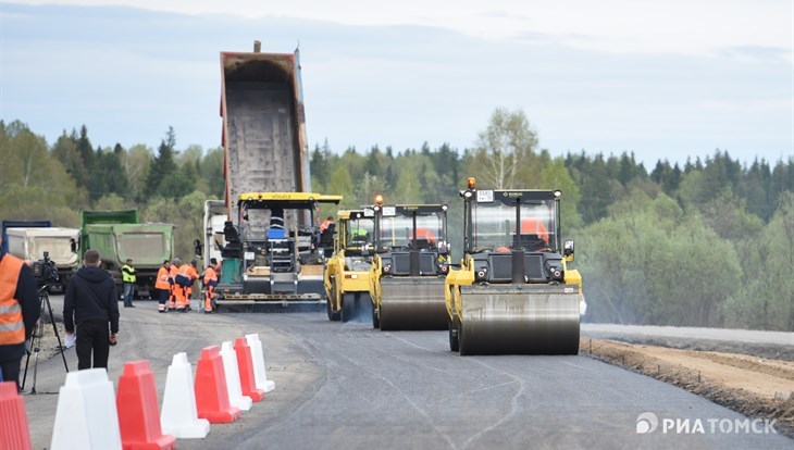Власти Томской области направят еще 1,9 млрд рублей на дороги в 2024г