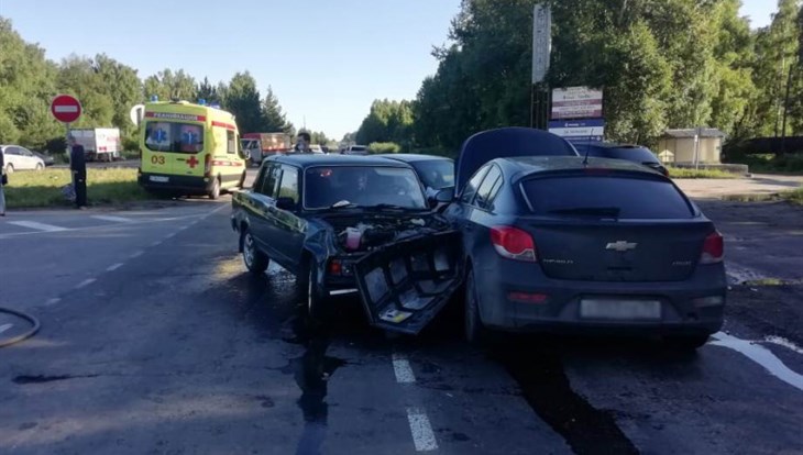 Двое пострадали в тройном ДТП на трассе Томск – Самусь