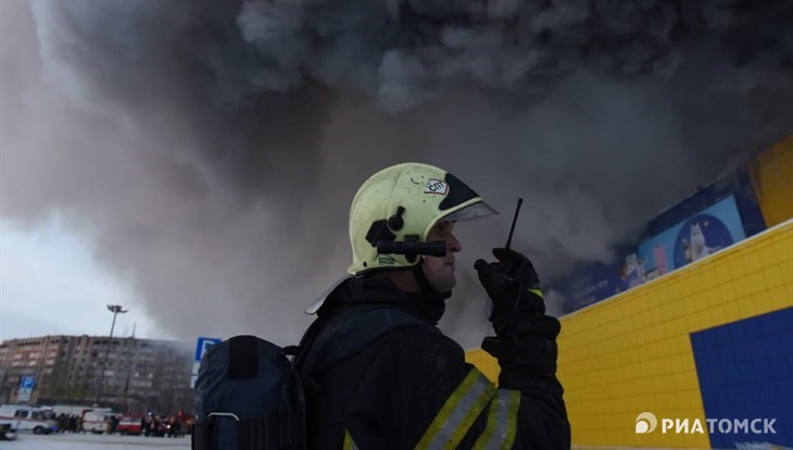 Пожар в "Ленте" на Елизаровых в Томске потушен спустя почти 11  часов