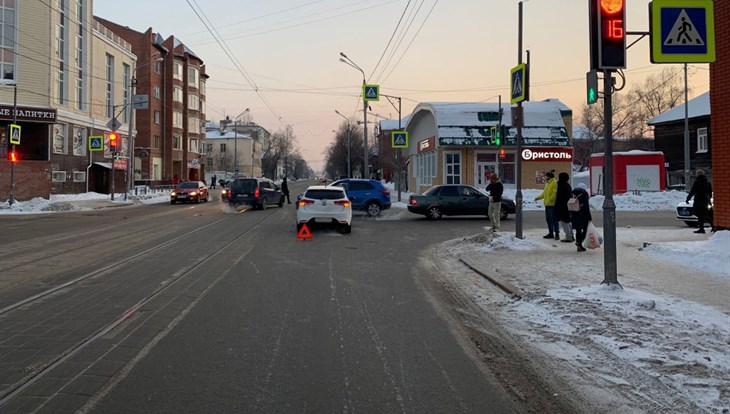 Мальчик попал в больницу после ДТП в центре Томска
