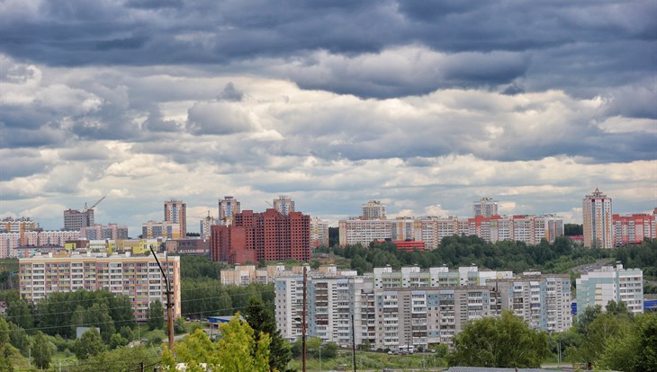 Суббота в Томске ожидается теплой, возможна гроза