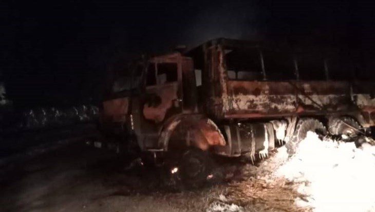Семеро пострадали при возгорании вахтового автобуса на томском зимнике