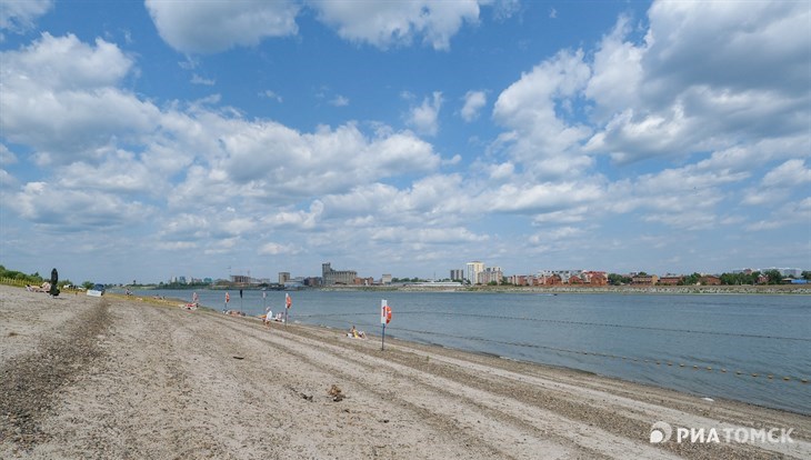 Перелив дороги мешает подготовке томского пляжа на Семейкином острове