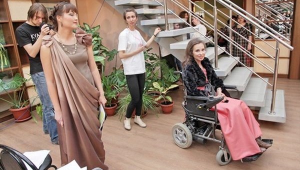 Свадебное платье для девушки-инвалида представят на конкурсе в Томске
