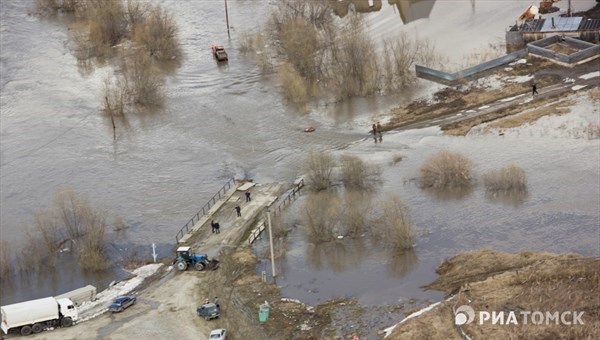 Колпашевские дороги больше всех в Томской области страдают от паводка