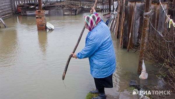 Около 2,1 тыс человек пострадали от паводка в Томской области