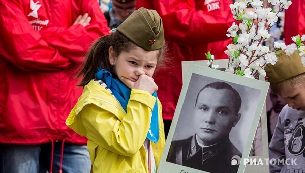 Никто не забыт: как прошел Бессмертный полк в России и мире в 2015г