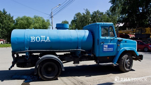 Волонтеры доставят воду пенсионерам и инвалидам в Томске 4-6 августа