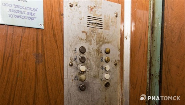 Более 200 старых лифтов заменят в домах Томска к 2026 году