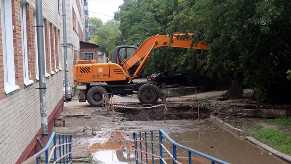Прокуратура: мэрия легализовала задержки при ремонте сетей в Томске