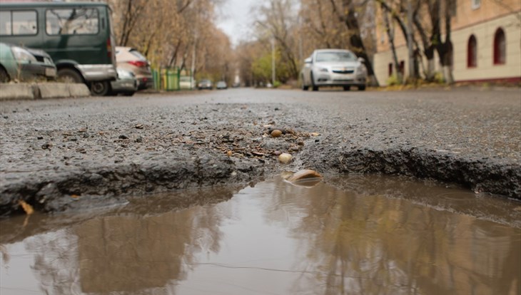 Губернатор поручил убрать ямы на дорогах Томска до ремонтной кампании