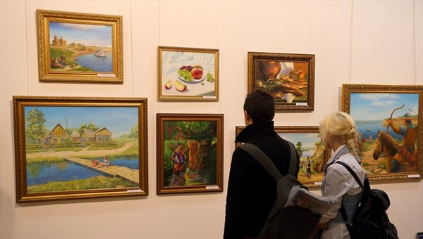 Губернатор открыл выставку картин томских лицеистов в Москве