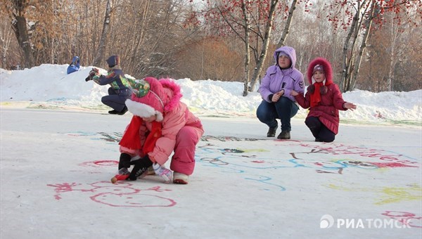 Томичи смогут порисовать красками на снегу на фестивале в субботу