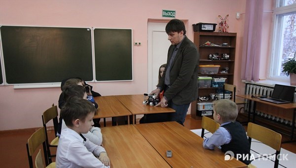 Мобильные учителя для малых сел появятся в Томской области в 2016г