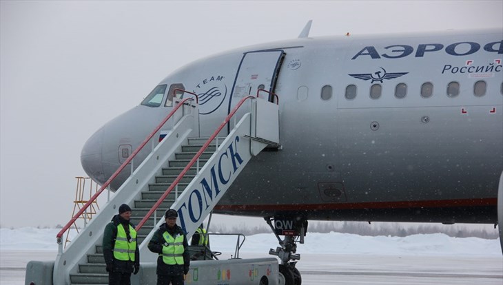 Вылет рейса "Аэрофлота" Томск–Москва задерживается на 14 часов