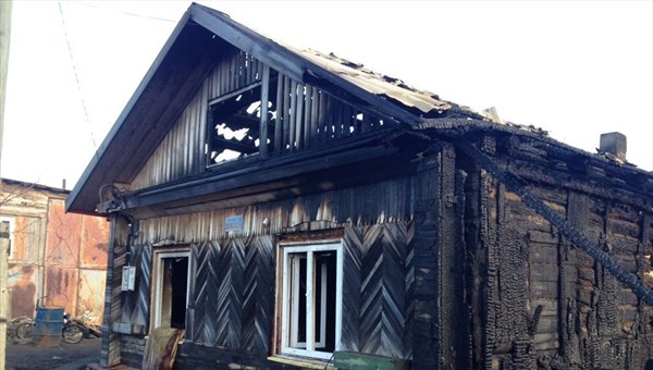 СК закрыл дело по факту пожара с 8 погибшими в томском селе Молчаново