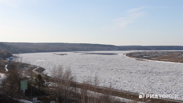 МЧС: ледоход затормозил в районе Черной речки под Томском