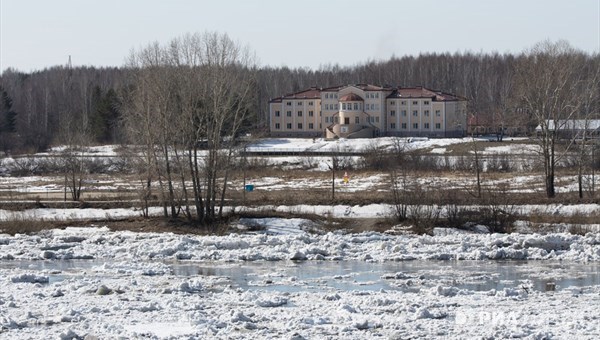 Губернатор: ледоход в Томской области проходит спокойно