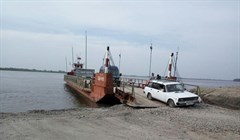 Паромная переправа через Обь заработала у Колпашева Томской области