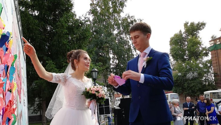 Сбер: средняя цена свадьбы в Томске в 2023 году – 205 тыс руб