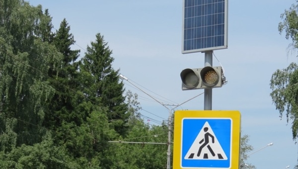 Мигающие желтым светофоры появятся около 19 школ и детсадов в Томске