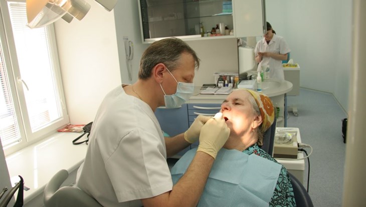 Авито: стоматологи возглавили топ самых дорогих вакансий в Томске