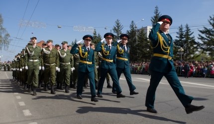 Военная техника может принять участие в Параде Победы в Томске в 2015г