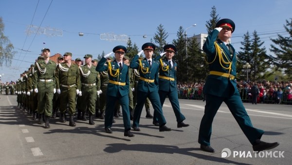 Томичи помогут в организации парадов Победы в Москве и Севастополе