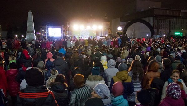 Около 8 тыс томичей прыгали на концерте Газманова, чтобы согреться