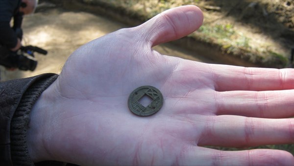Археологи ТГУ нашли под Томском китайскую монету II в. до н.э.