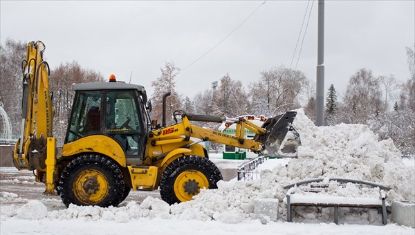 Кляйн поручил ускорить вывоз снега с улиц Томска
