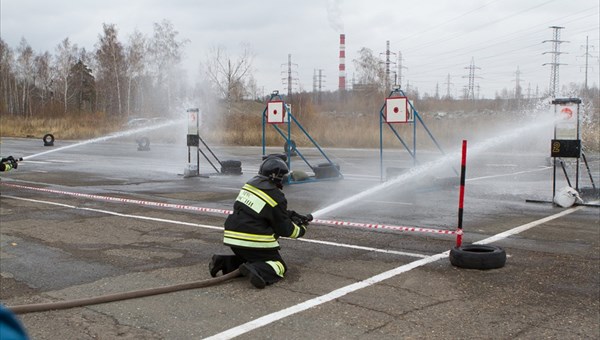 Триста пожарных и школьников СФО съедутся в Томск на соревнования МЧС
