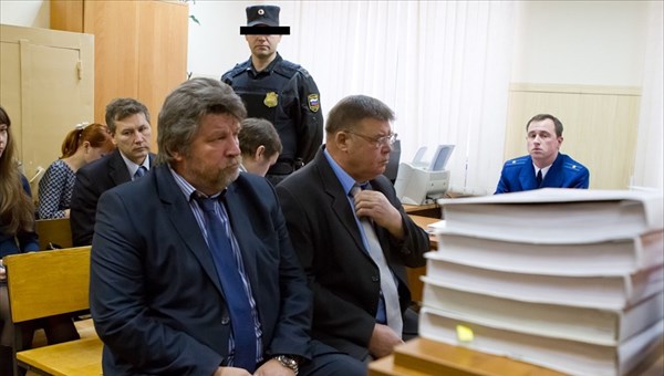 Бывшие замгубернатора и глава района не признали вину на суде в Томске