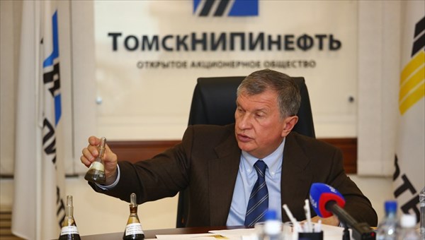 Сечин: Роснефть будет укреплять сотрудничество с Томской областью