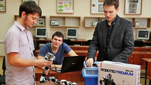 Центр робототехники откроется в Томской области при участии вузов