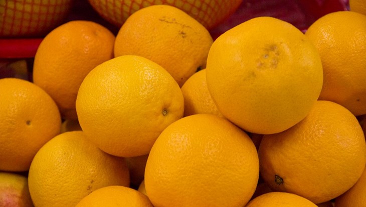 Апельсины и резиновые сапоги подорожали в Томской области в августе