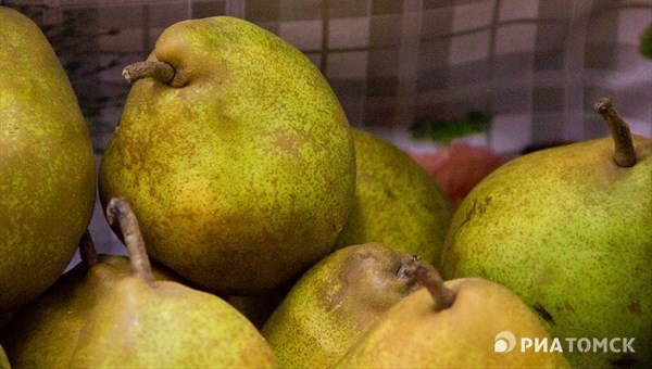 Груши и бананы сильнее всего подорожали в январе в Томске