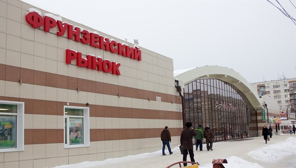 Власти Томска подозревают торговцев Фрунзенского рынка в продаже снюса