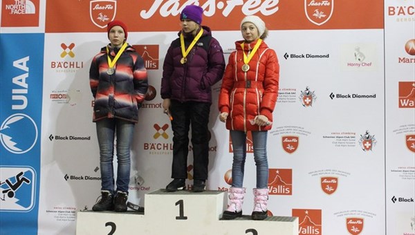 Томичка стала второй на чемпионате мира по ледолазанию среди юниоров