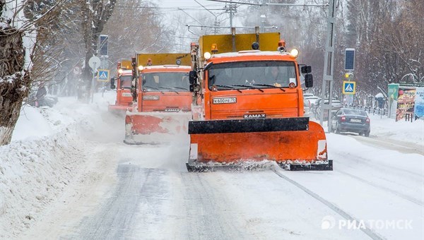 Мэр: САХ держит ситуацию с уборкой снега в Томске под контролем